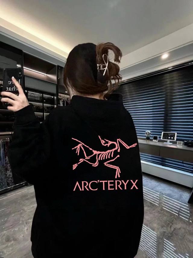 High Quality Product Name: Arc'teryx 2 Autumn/Winter New Large Bird Logo Letter