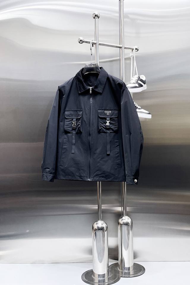 Prada 2025 Spring New Arrival Jacket. A runway piece in perfect condition. The m