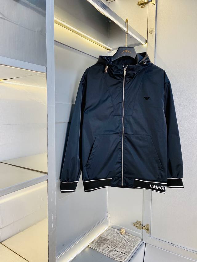 Official website original item, fits up to 190 lbs, Armani 2025 Spring Collectio