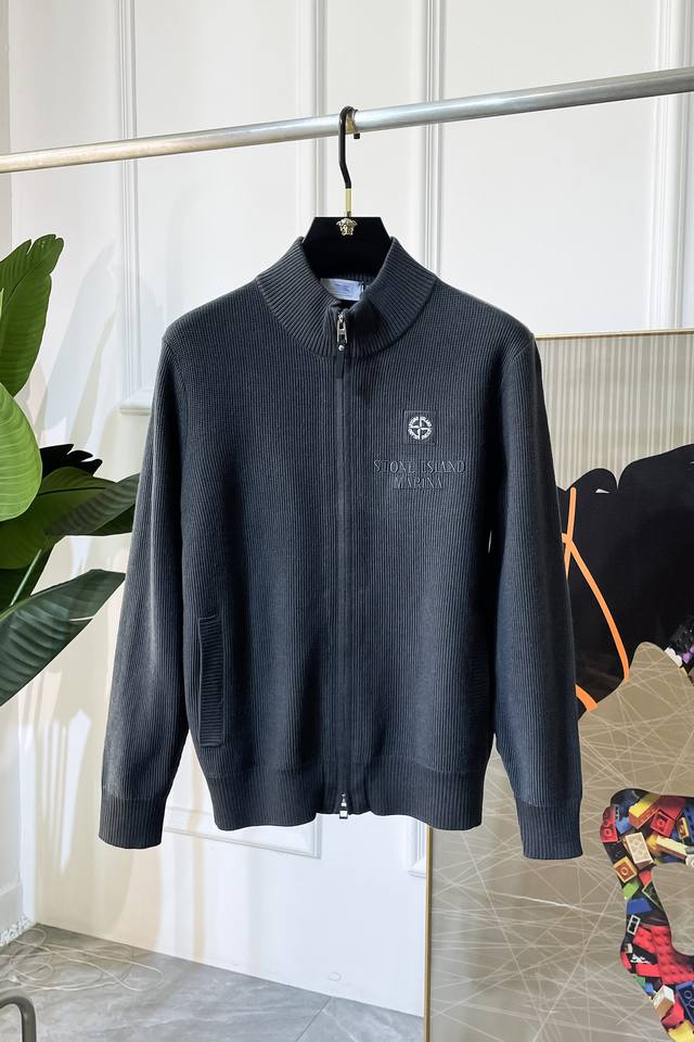 Stone Island 2025 Autumn/Winter Hot Selling Premium Knitted Wool Cardigan, made