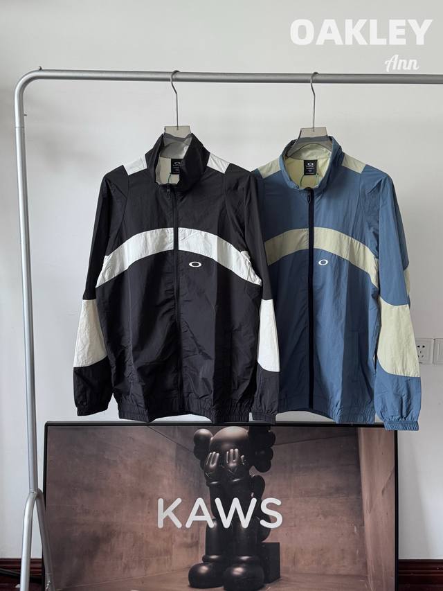 Oakley Enhance Aclife Wind Lightweight Outdoor Windproof and Sun Protection Jack