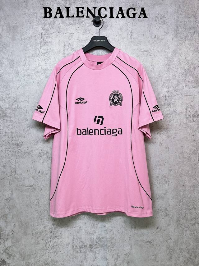 Balenciaga top-tier 1:1 official quality Manchester United collaboration No. 10