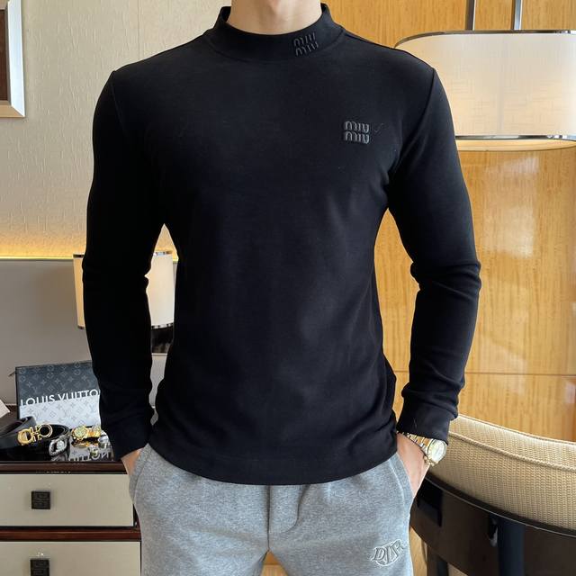 MiuMiu Early Autumn New Arrival Men's Long-Sleeved Base Layer Shirt. Made with c