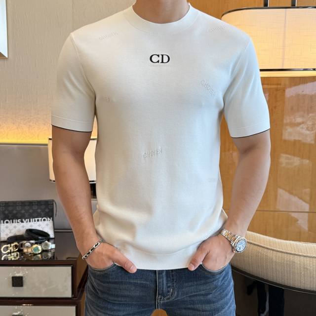 Dior - 2025 Autumn/Winter Short-Sleeve Base Layer Shirt Collection! A must-have