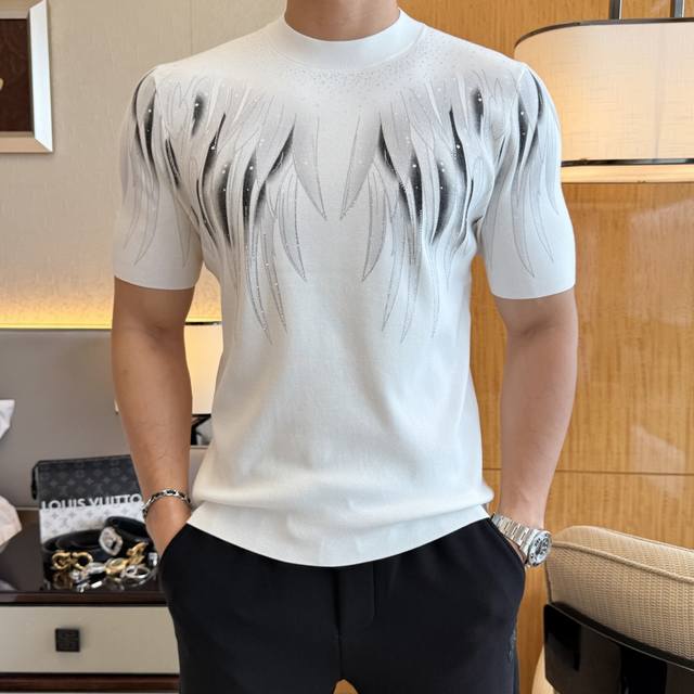 Givenchy 2025 Autumn/Winter Short-Sleeve Sweater Collection! A must-have for cas