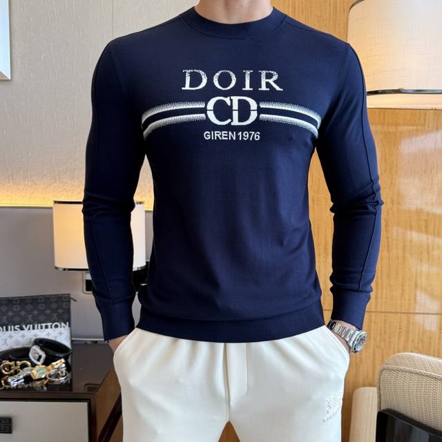 Dior 2025 Autumn/Winter 1000s Boutique Hot Selling Knit Sweater. A must-have for