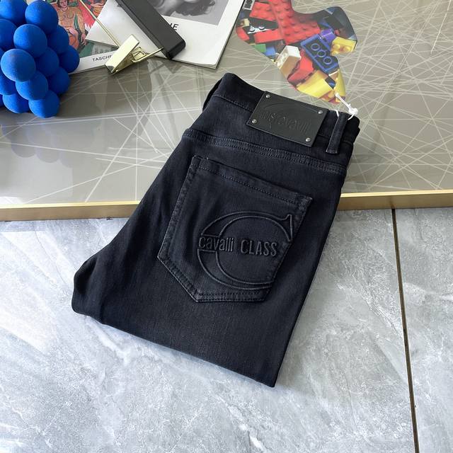 Kavali - 2025 Spring/Summer Snake Year Autumn/Winter Jeans. 1:1 replica of the o