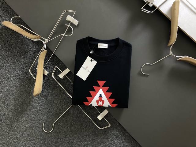 Monc* 22 Fall/Winter Blue Print Crew Neck Sweatshirt. This sweatshirt features s