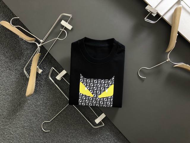 Fen* 22 Fall/Winter New Arrival Black Two-Tone Monster Letter Print Crew Neck Sw