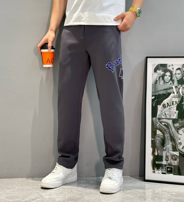 Burberry 25S Men's Casual Pants. Seamless design on both sides. High-temperature