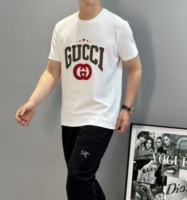 Top-tier style! Gucc*25S new modal T-shirt. The most stylish item this season. T