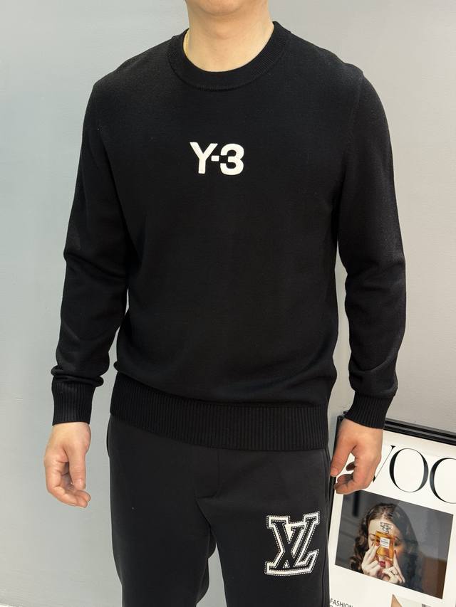 Y-3 Yohji Yamamoto 25S New Crew Neck Sweater. This sweater is simply amazing! Ma