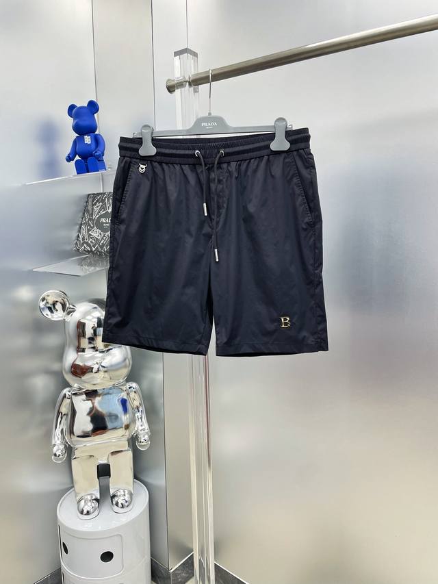 Burberry 2025 Summer New Men's Casual Shorts, complete with all three labels. Ma