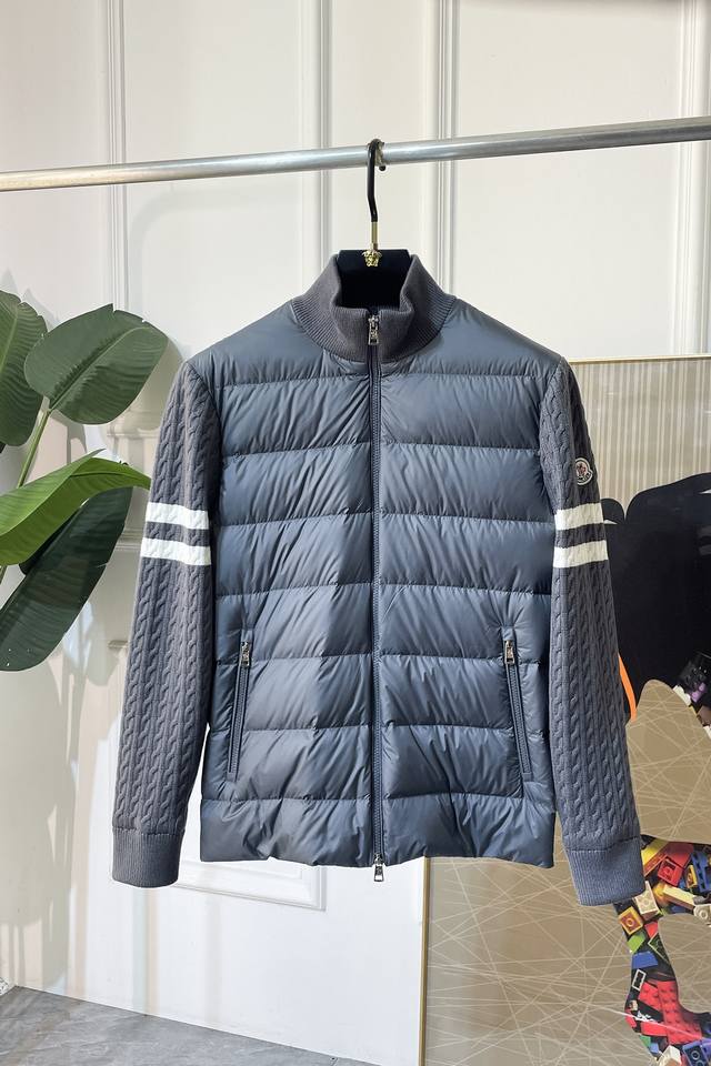 Top-tier version, note the detailed comparison: Moncler Cardigan Men's Down-Line