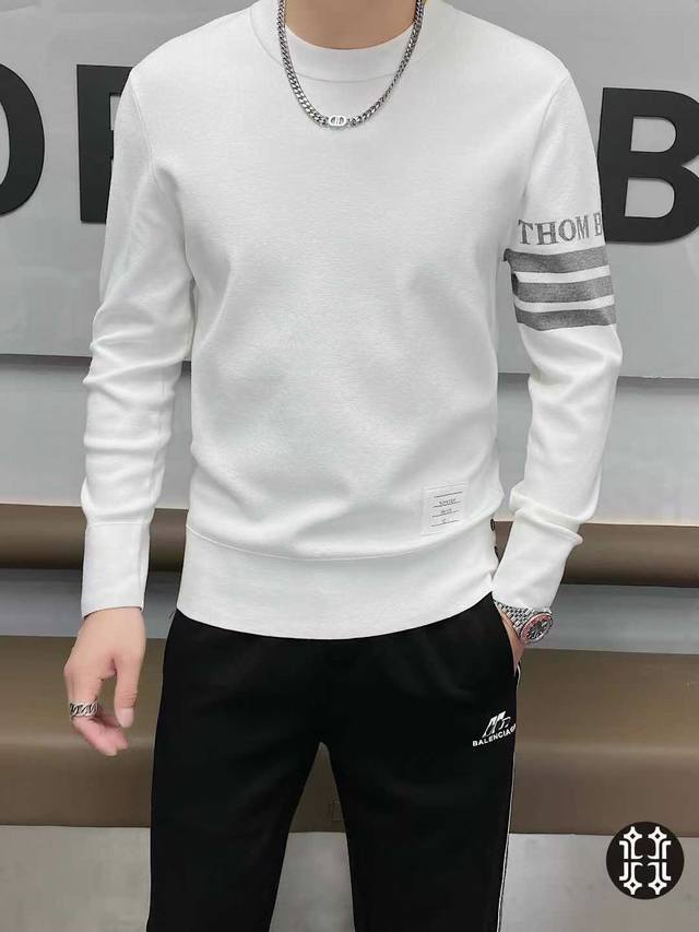 Thom Browne 2025 Fall/Winter Men's Pullover Hoodie. A high-end office item, a he