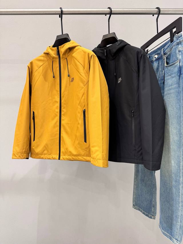 Hermes* Price: Color: Black, Yellow Size: M-3XL Description: 2025 Autumn/Winter