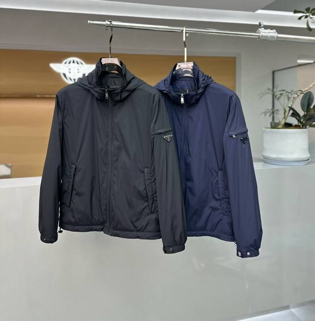 Pra*A 2025 Fall/Winter New Men's Casual Hooded Jacket. Newest arrival, currently