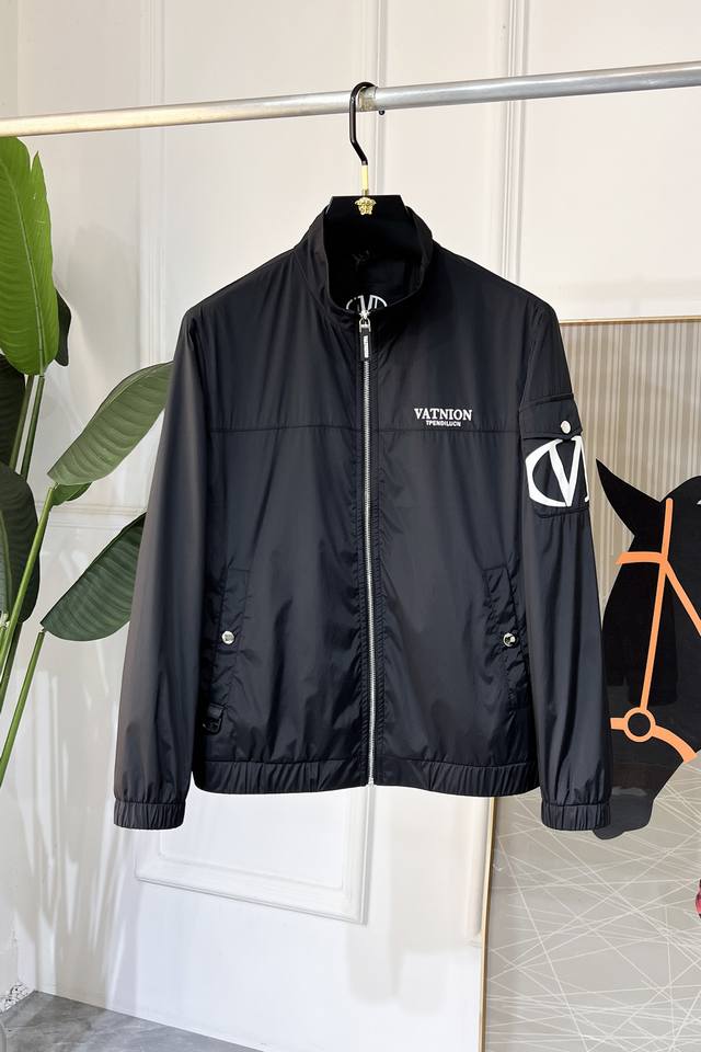 Valentino 2025 Spring/Summer Year of the Snake New Year Jacket, made with custom