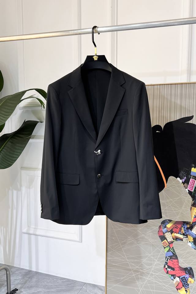 Prada - 2025 Spring/Summer Snake Year Hot Selling Casual Suit Jacket. The most f