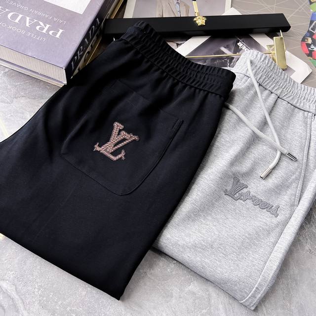 Lv 2025Ss Year of the Snake Spring/Summer Hot-Selling Casual Pants, a must-have