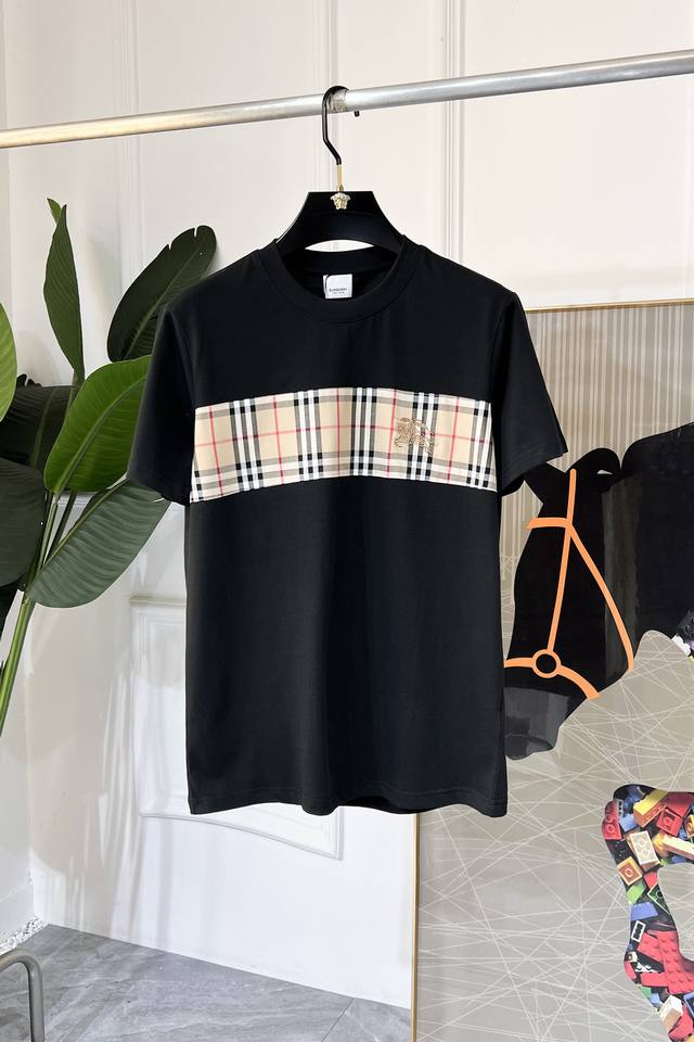 Burberry haute couture fabric, silky smooth like silkworm silk, 2025 Spring/Summ