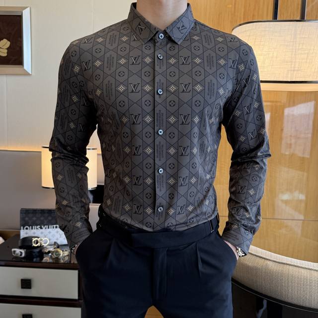 Lv 2025Ss Spring/Summer Fashion Hot Selling Item: Premium Long-Sleeved Shirt. So