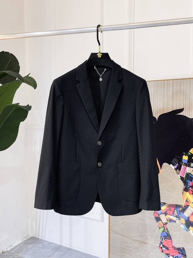 Lv 2025Ss New Year's Spring Collection - Hot Selling Casual Suit Jacket. The mos