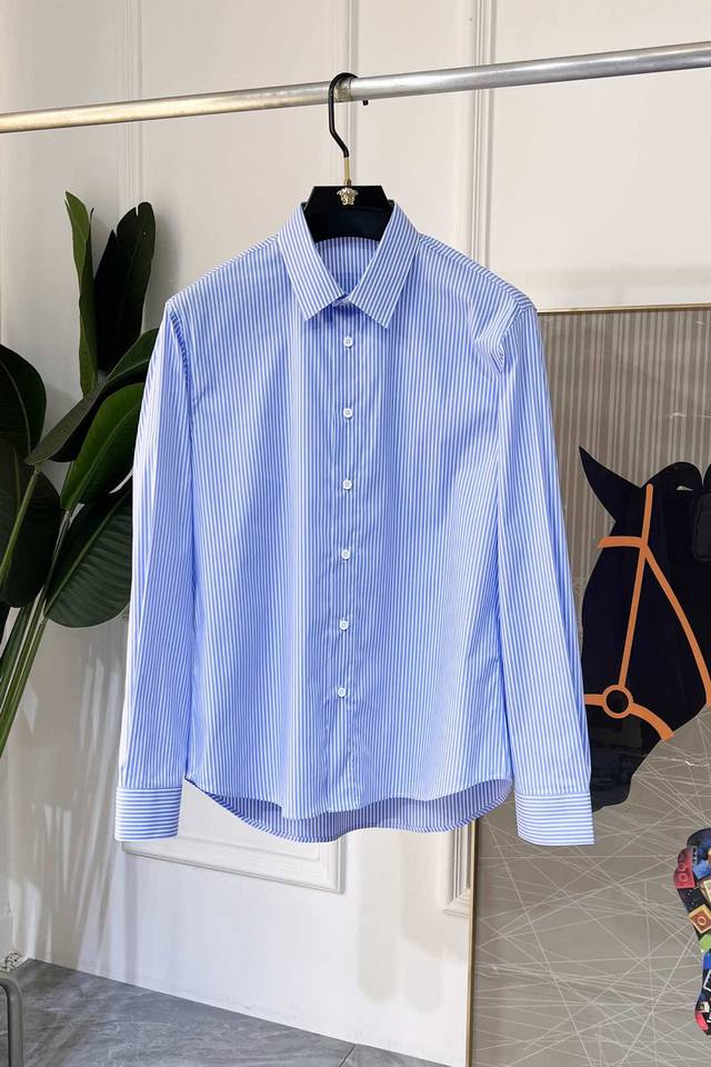 Return/Exchange after the Chinese New Year for a Prada Ss fashion bestseller, pr