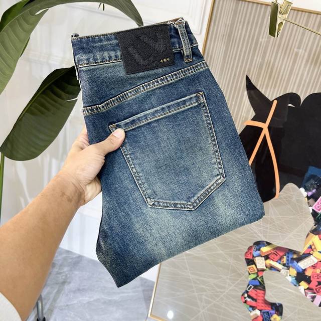 Return/Exchange after Chinese New Year: Lv 2025Ss Year of the Snake Spring/Summe