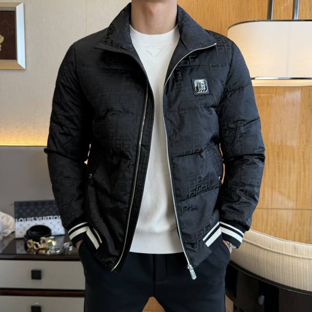 Givenchy Ss boutique bestseller fashion down jacket, returned after the New Year