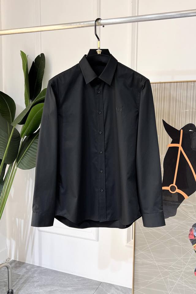 Return/Exchange after the Chinese New Year for a Dior Ss long-sleeved shirt, a h