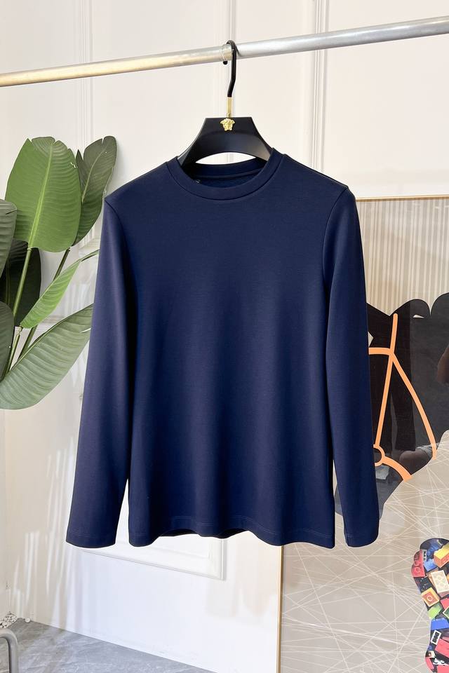 Return/Exchange after the New Year for a new men's long-sleeved base layer shirt