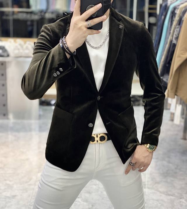 Lv Ss Autumn Hot Selling Casual Velvet Suit Jacket. The most fashionable and sim