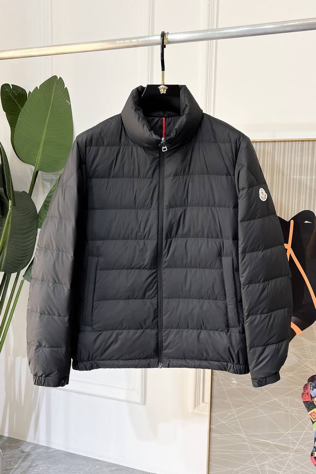 Top-tier market version! Moncler men's business casual down jacket, sourced from