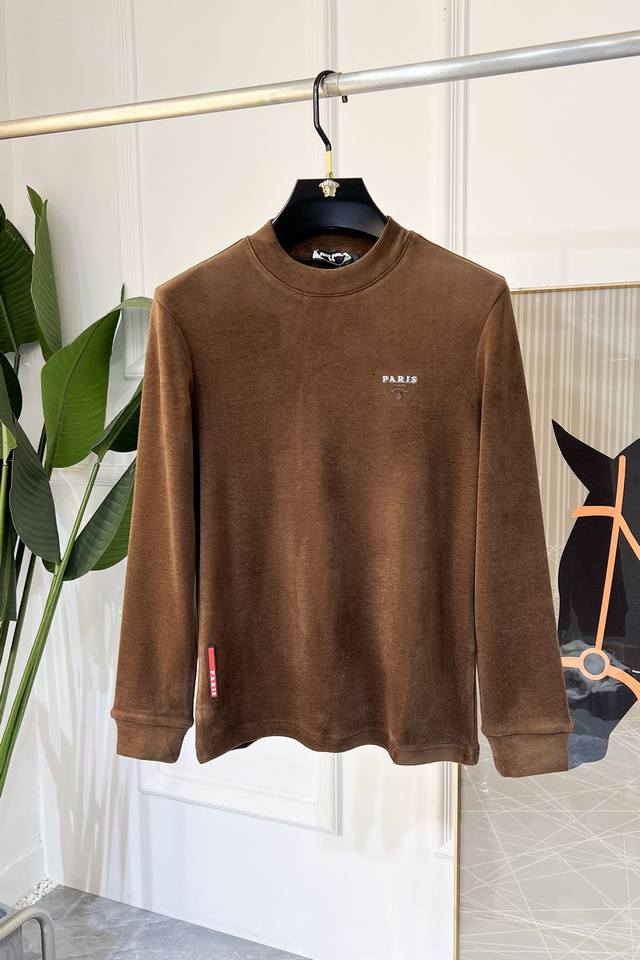 Prada Ss Autumn Hot Selling Long-Sleeve T-Shirt. Made with custom high-grade cot