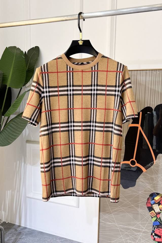 Burberry Ss Early Autumn New Arrival Men's Fashion Short-Sleeve Base Layer T-Shi