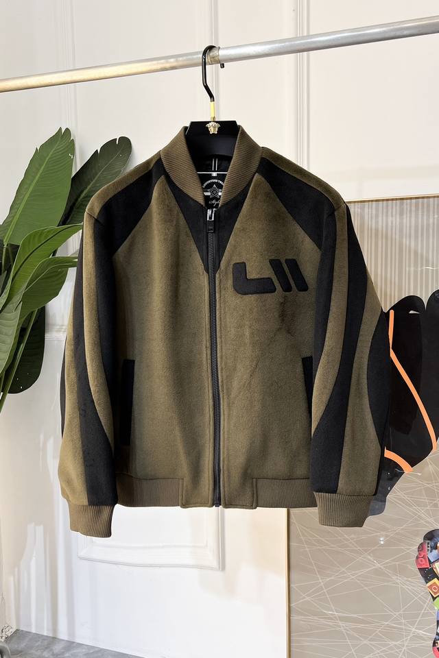 Lv Ss Autumn Hot Selling Wool Jacket, made with custom high-quality polyester fi