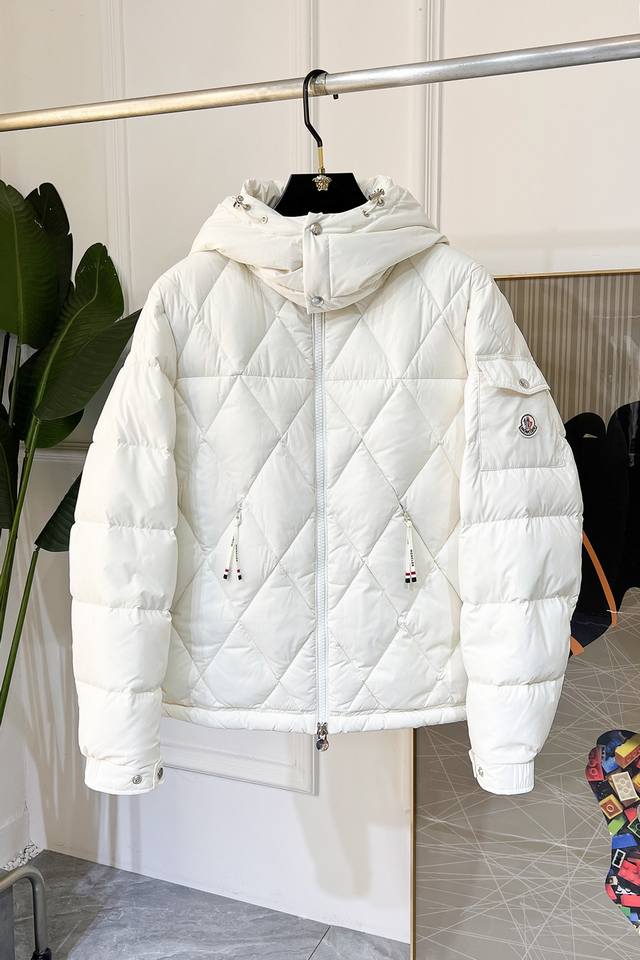Top-tier market version! Moncler 24Fw Autumn/Winter New Diamond Quilted Hooded J