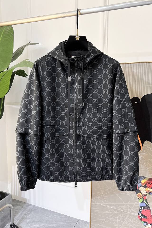 Gucci high-end autumn/winter new fashionable hooded jacket, men's latest casual