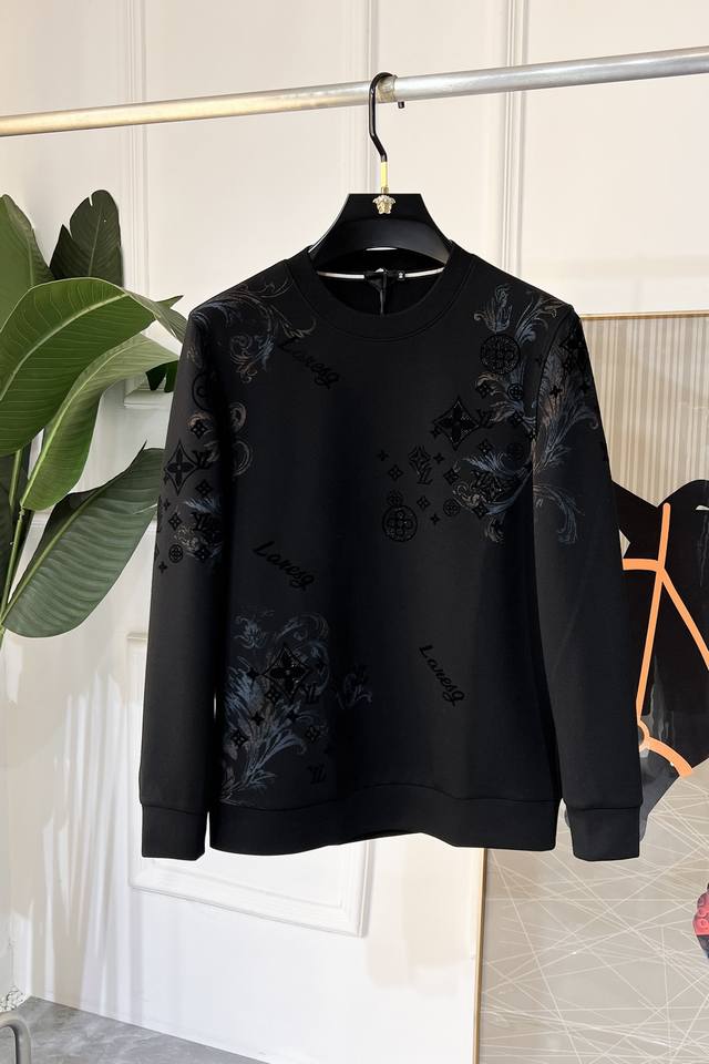 Lv Ss Autumn's hottest new arrival, the highest quality fashionable pullover swe