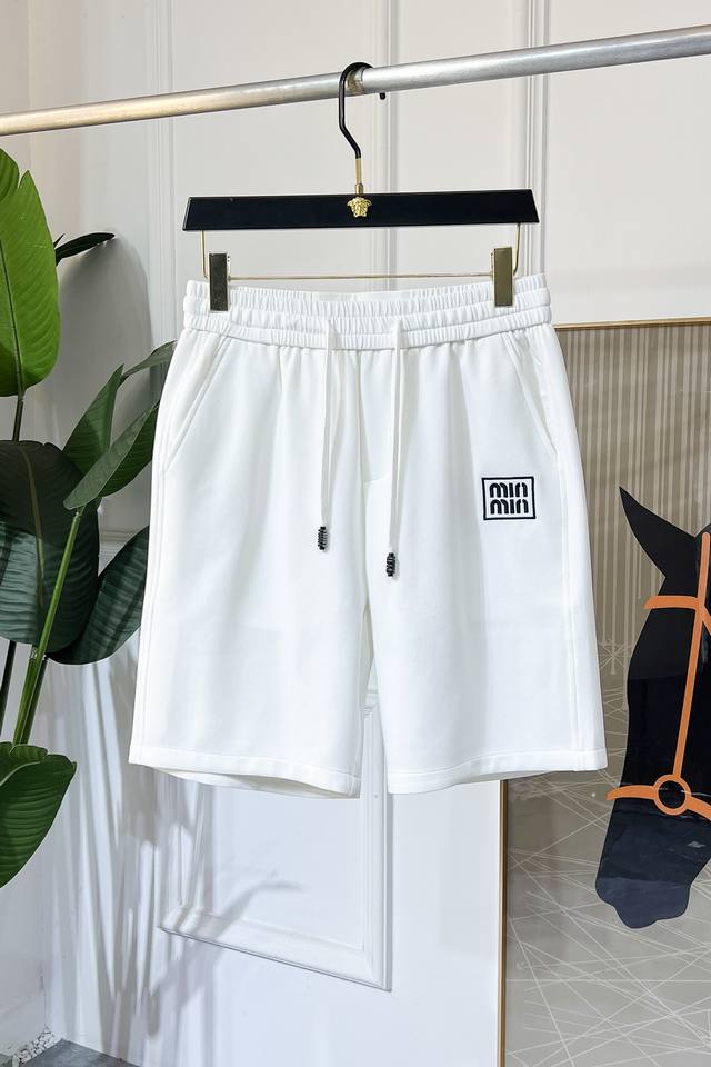 Luo Yiwei - 2025Ss Official Website Synchronized Summer New High-End Shorts, mad