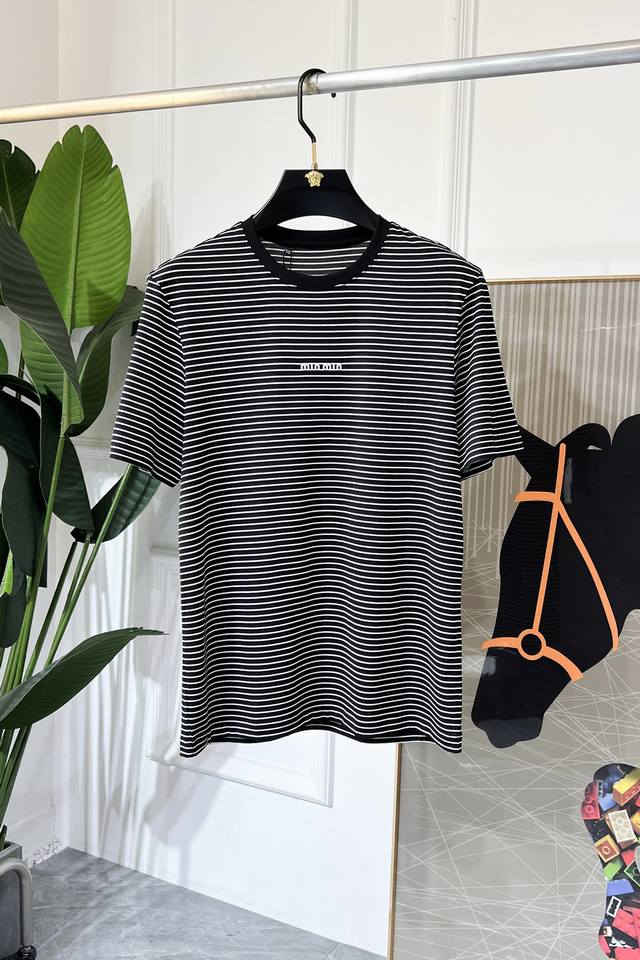 MiuMiu - 2025Ss Year of the Snake Spring/Summer Premium Short-Sleeve T-Shirt, Of