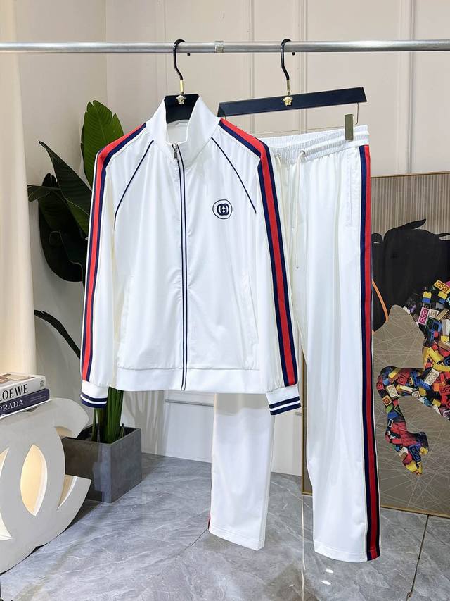 Gucci 2025 Spring/Suit New Arrival for the Year of the Snake! A celebrity favori