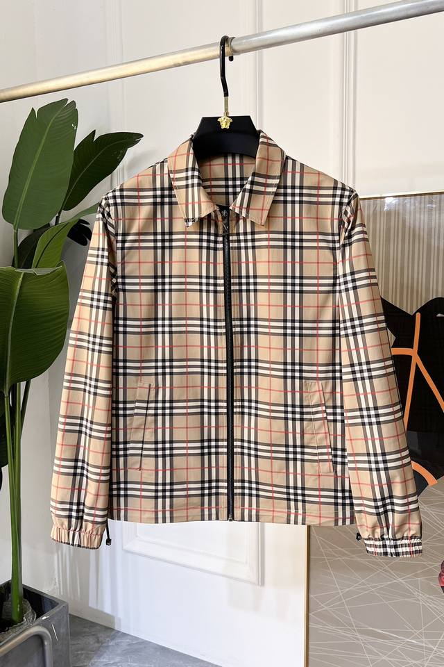 Burberry 2025 Autumn/Winter Hot Selling Jacket, made with custom high-quality po