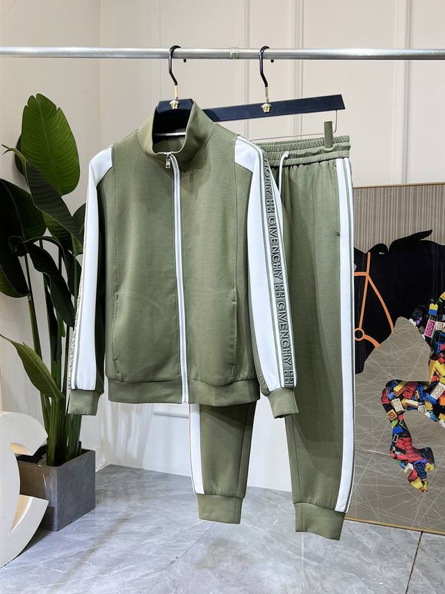 Givenchy 2025 Spring/Suit Year of the Snake New Arrival Casual Suit! A celebrity