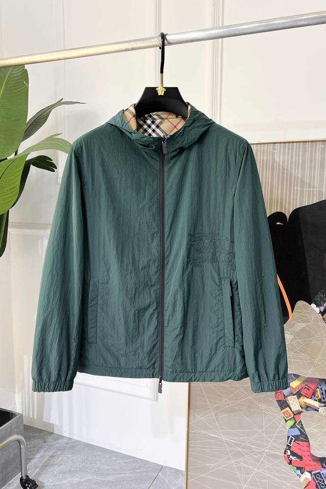 Burberry Ss Hot Selling Reversible Jacket, made with custom high-quality polyest