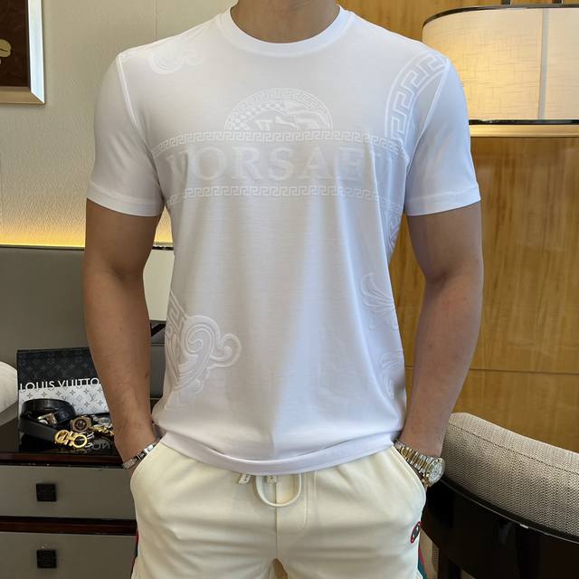 V Sizhe 2025 Spring/Summer New Year's Short-Sleeve T-Shirt, Official Website Syn