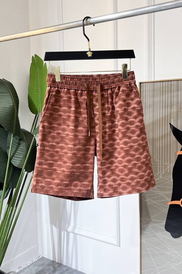 Lv-2025Ss Official website synchronized new summer high-end casual shorts, made