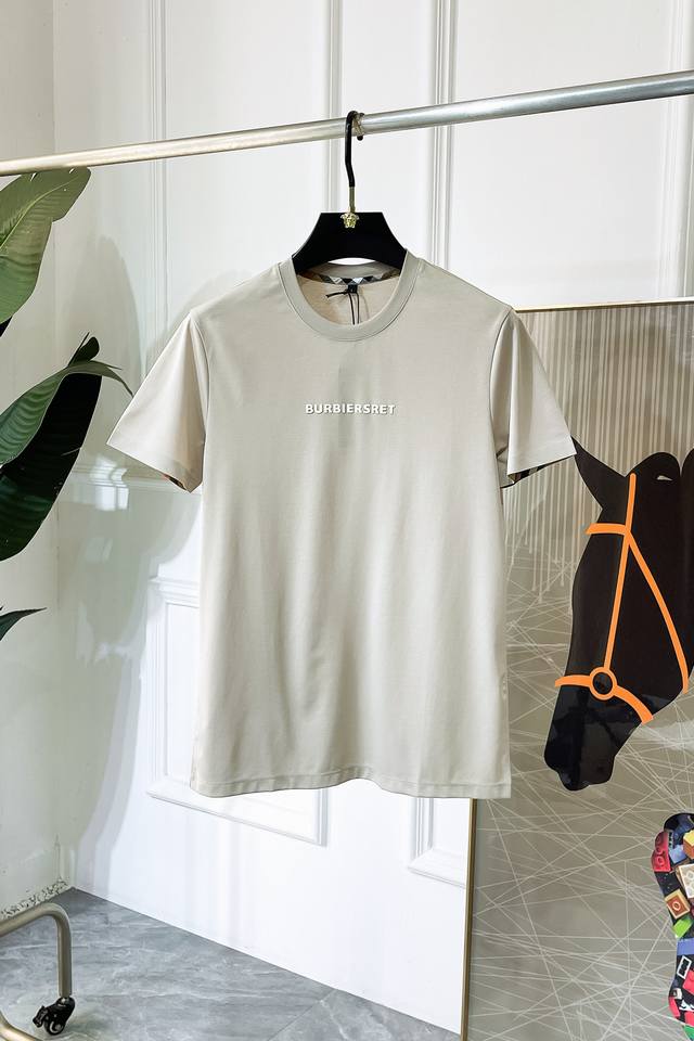 Burberry 2025 Spring/Summer Year of the Snake Commemorative Short-Sleeve T-Shirt