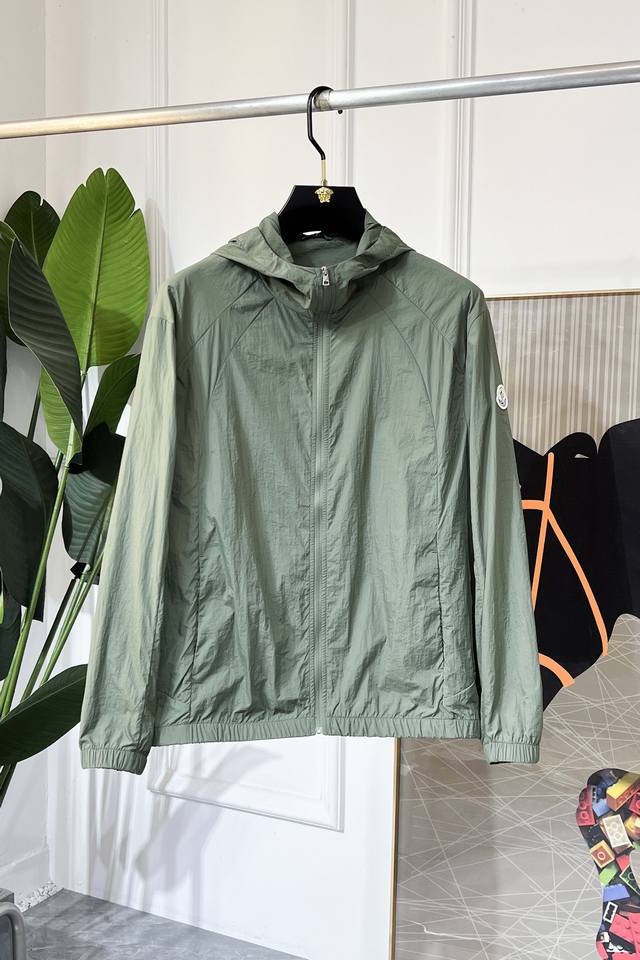 Moncler 2025Ss Year of the Snake Spring Sunscreen Shirt, made with custom high-q